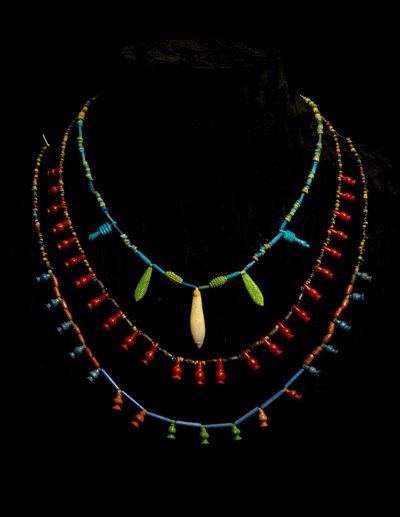 मनके हार, नया साम्राज्य (एहसान) द्वारा Egyptian 18th Dynasty