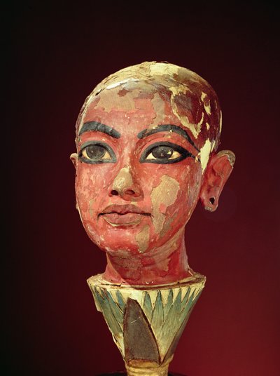 तूतनखामुन के मकबरे से एक कमल के फूल से निकलने वाले बाल राजा का सिर (c.1370-1352 ई.पू.) न्यू किंगडम (प्लास्टर और चित्रित लकड़ी) (149406 भी देखें) द्वारा Egyptian 18th Dynasty
