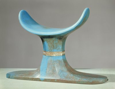 तूतनखामुन की कब्र से हेडरेस्ट, (c.1370-52 ईसा पूर्व) द्वारा Egyptian 18th Dynasty