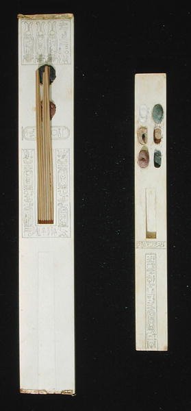 दो तालु, तुतनखामुन के मकबरे से, किंग्स की घाटी, न्यू किंगडम, c.1353-1327 ईसा पूर्व द्वारा Egyptian 18th Dynasty