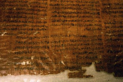 हमलों के पपीरस: प्रशासनिक दस्तावेज जहां डीर एल मदीना में रामसेस III (1186-1070 ईसा पूर्व) के शासन के दौरान हमले हुए थे, दर्ज किए गए हैं। राशन नहीं मिलने पर शहर के मजदूरों ने काम में बाधा डाली। मिस्र का संग्रहालय द्वारा मिस्र का 20 वां राजवंश
