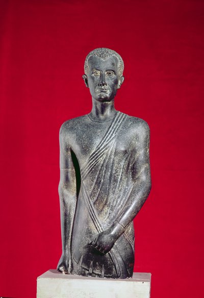 अलेक्जेंड्रिया से होर की मूर्ति, c.40 ई.पू. (बेसाल्ट) द्वारा Egyptian Ptolemaic Period