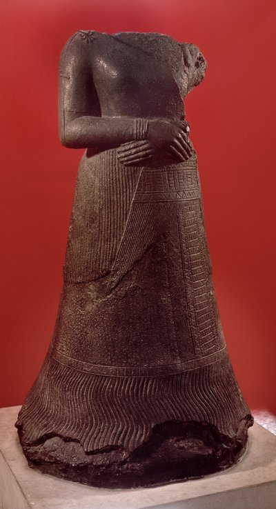 एलामाइट राजा उन्ताश-नेपिरिशा की पत्नी नेपिरासु की मूर्ति, c.1340-1300 ईसा पूर्व (कांस्य और तांबा) द्वारा elamite