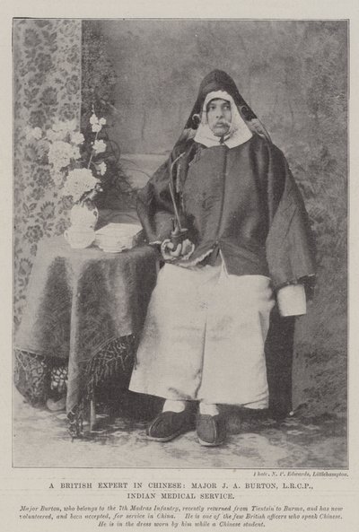 चीनी में एक ब्रिटिश विशेषज्ञ, मेजर जेए बर्टन, LRCP, भारतीय चिकित्सा सेवा द्वारा अंग्रेजी फोटोग्राफर