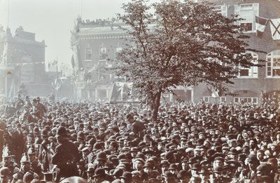 ब्लैकवॉल सुरंग: समारोह में 1897 में भीड़ द्वारा अंग्रेजी फोटोग्राफर