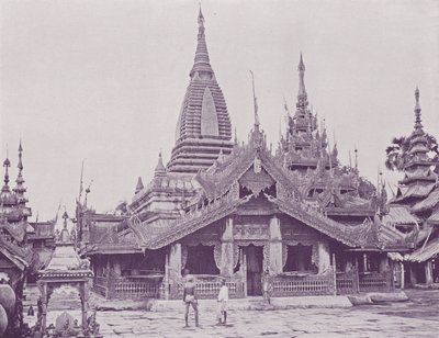पगोडा, पगान के सामने ख्वाण या चंदवा द्वारा अंग्रेजी फोटोग्राफर