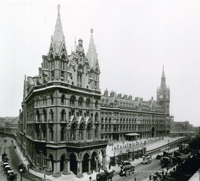 सेंट पैनक्रास रेलवे स्टेशन; अप्रैल 1899 से तस्वीर द्वारा अंग्रेजी फोटोग्राफर