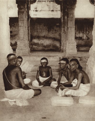  द्वारा अंग्रेजी फोटोग्राफर