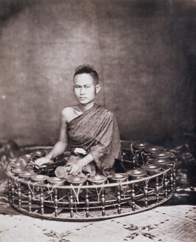 थाई संगीतकार, c.1870 (एल्बम प्रिंट) द्वारा English Photographer