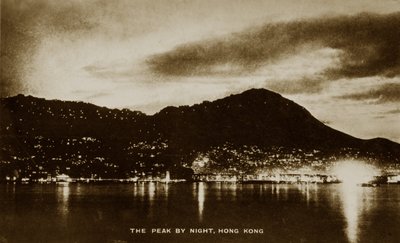 रात में पीक, एच। चिकी, 1940 की सेवा से संबंधित तस्वीरों के एक एल्बम से हांगकांग द्वारा अंग्रेजी फोटोग्राफर
