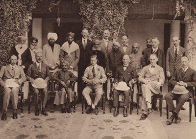  द्वारा अंग्रेजी फोटोग्राफर