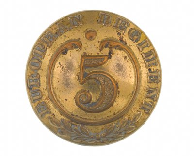 बटन, अन्य रैंक, 5 वीं बंगाल यूरोपीय रेजिमेंट, 1858-1860 द्वारा अंग्रेजी स्कूल