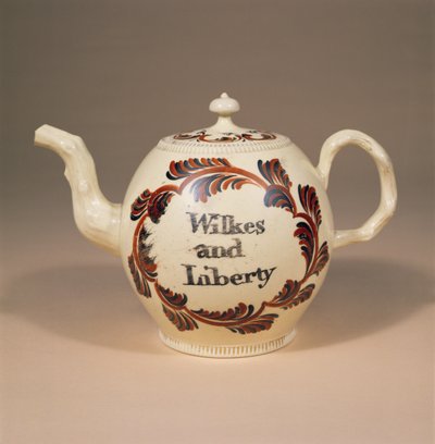 क्रीमवेयर चायदानी, कॉकपिट हिल, डर्बी, c.1763 (सिरेमिक) द्वारा अंग्रेजी स्कूल