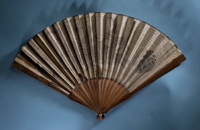 स्नान के नक्शे को चित्रित करने वाला पंखा, c.1790 (मुद्रित कागज पत्ती और लकड़ी) द्वारा English School