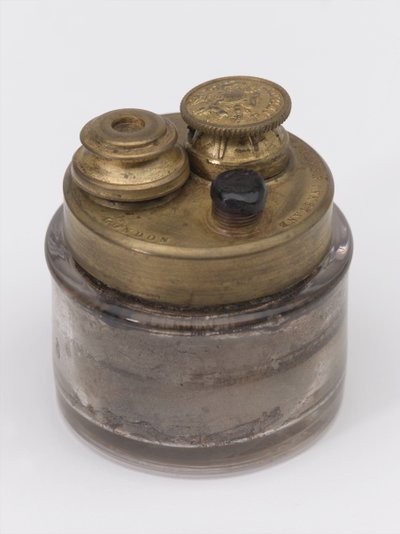 ट्रैवलिंग इंकवेल, c.1815 (इंकवेल) द्वारा अंग्रेजी स्कूल