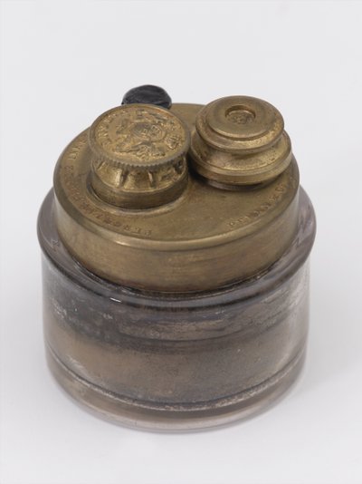 ट्रैवलिंग इंकवेल, c.1815 (इंकवेल) द्वारा अंग्रेजी स्कूल