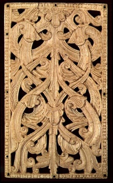 इंग्लिश बोन पियरड रिलीफ, c.1125-50: पूर्व में बाइंडिंग ऑफ प्रिंटेड बाइबल, 1552 द्वारा अंग्रेजी स्कूल अंग्रेजी स्कूल