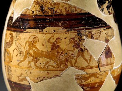 Etruscan पुरातन: 640-630 ईसा पूर्व मैकमिलन के चित्रकार द्वारा सजाए गए पॉलीक्रोम प्रोटोकोरिंथियन शैली में ओल्पे चिगी के रूप में जाना जाता है। सिंह के शिकार के एक दृश्य को दर्शाने वाला विवरण। Veio से. रोम, म्यूजियो द्वारा इट्रस्केन