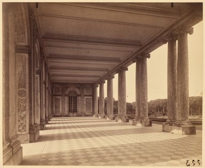  द्वारा यूजेन एटगेट