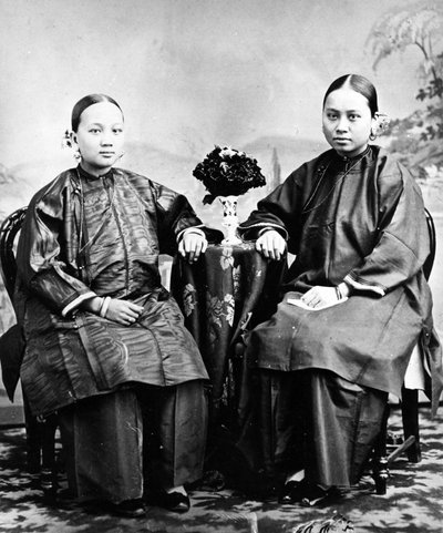 हॉन्ग कॉन्ग गर्ल्स, c.1870s द्वारा European Photographer