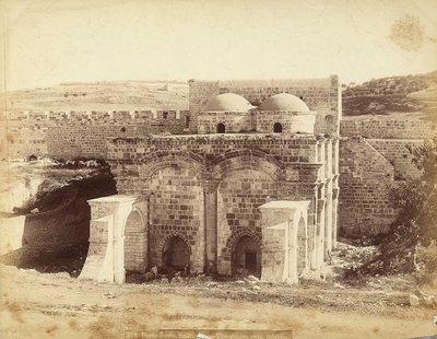 जेरूसलम में गोल्डन गेट के अंदर का दृश्य द्वारा फेलिक्स बोनफिल्स