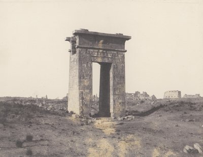 कर्णक थेब्स, प्वाइंट एक्स से देखा गया ग्रेट नॉर्थ गेट, 1851-52, 1853-54 छपा। द्वारा फेलिक्स टाइनार्ड