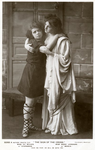 Ivy Millais और मैरी लियोनहार्ड, अभिनेत्रियाँ, c1900s। द्वारा फाउलशाम और बानफील्ड