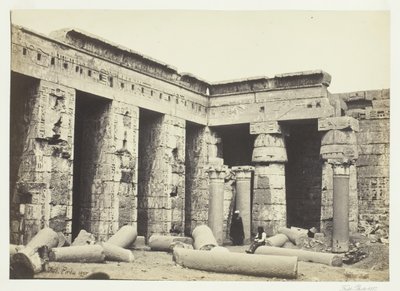 मेडिनेट हैबो का आंतरिक न्यायालय, थेब्स, 1857। द्वारा फ्रांसिस फ्रिथ