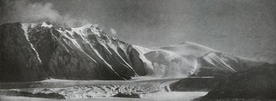 माउंट इंग्लैंड और न्यू ग्लेशियर, c1911, 1913। द्वारा फ्रैंक देबनेहम