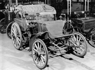 बेंज कार, 1898 द्वारा फ्रेंच फोटोग्राफर