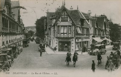 Deauville, रुए डे ल&39;क्लूस 1913 में पोस्टकार्ड भेजा गया। द्वारा फ्रेंच फोटोग्राफर
