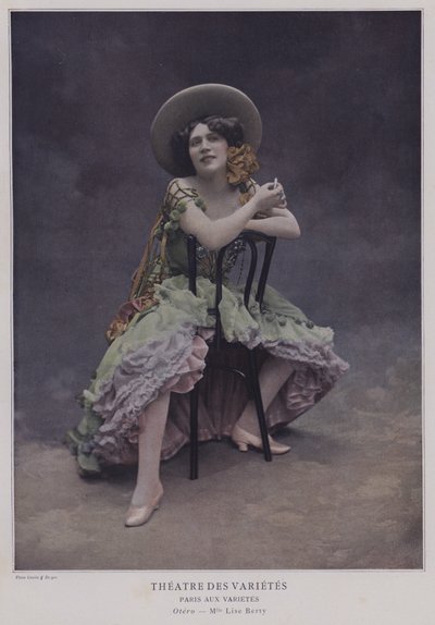 लिसे बेरी, फ्रांसीसी अभिनेत्री (रंगीन फोटो) द्वारा French Photographer