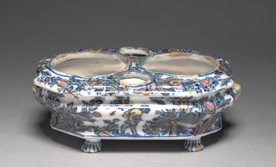 क्रूज स्टैंड, हेराड-लेरॉय फैक्ट्री द्वारा निर्मित, c.1740 द्वारा फ्रेंच स्कूल