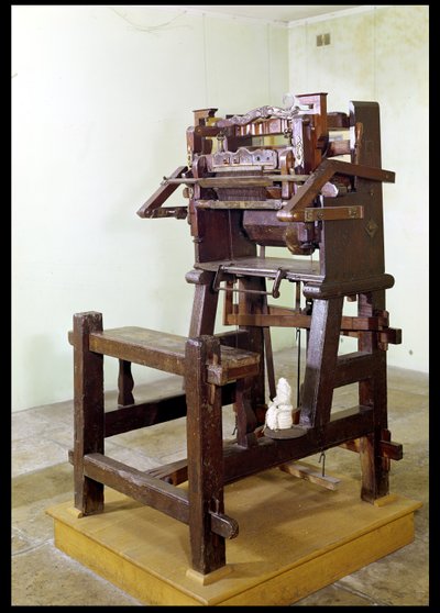 बुनाई स्टॉकिंग्स के लिए पहला लूम, 1750 (लकड़ी और धातु) द्वारा French School