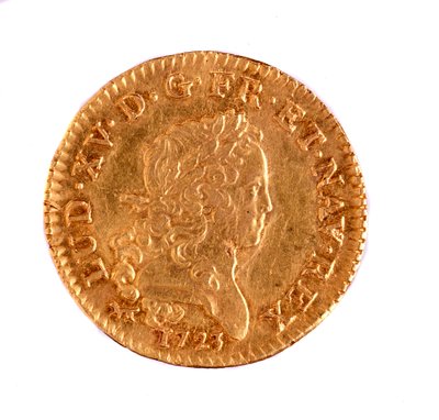 गोल्डन फ्रेंच लुई, राजा लुई XV (1715-1774) 1723 Diam का शासन। २,३ सेमी नेपल्स, संग्रहालय पुरातत्व द्वारा फ्रेंच स्कूल