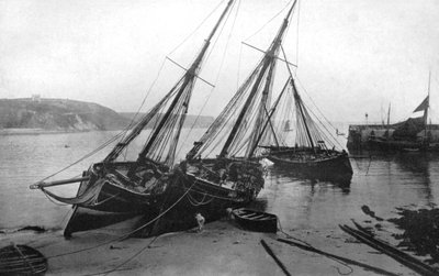 टेनबी बंदरगाह, पेम्ब्रोकशायर, नौका, 1924-1926 में नावें। द्वारा फ्रिथ और सह