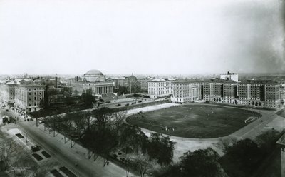 दक्षिण पश्चिम, न्यूयॉर्क शहर, 1910 से कोलंबिया विश्वविद्यालय परिसर द्वारा जीपी हॉल और बेटा