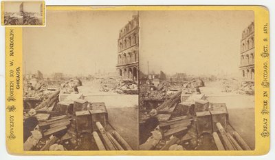 1871 की शिकागो फायर के बाद डियरबॉर्न स्ट्रीट पर खंडहरों से ली गई तिजोरियों की स्टेरोग्राफ, (कार्ड माउंट पर बीडब्ल्यू फोटो) द्वारा जॉर्ज एन। बरनार्ड
