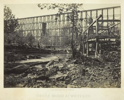 व्हाइटसाइड, 1864 में ट्रेस्टल ब्रिज। द्वारा जॉर्ज एन। बरनार्ड