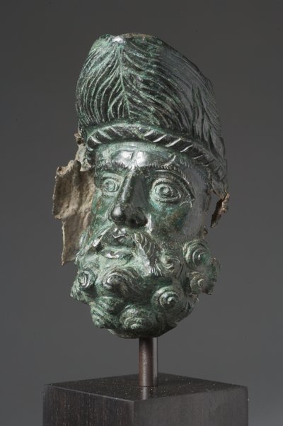 हेसेल (कांस्य) के सिर के रूप में वेसल टोंटी द्वारा Greek