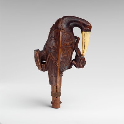 रेवेन रैटल, c.1840 (लकड़ी और हाथीदांत) द्वारा haida