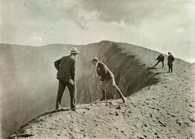 द क्रेटर्स ब्रिंक, असमा-यम, 1910। द्वारा हर्बर्ट पोंटिंग