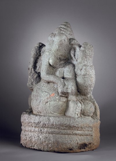 गणेश, १२ वीं -१३ वीं शताब्दी (ग्रेनाइट) द्वारा इंडियन स्कूल