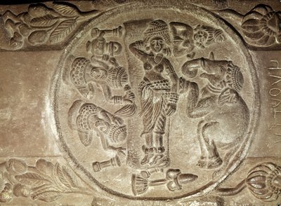 मध्य प्रदेश के भरहुत, देर मौर्य काल, सुंग वंश (180-72 ई.पू.) के बौद्ध स्तूप से माया के सपने को दर्शाती राहत द्वारा Indian School