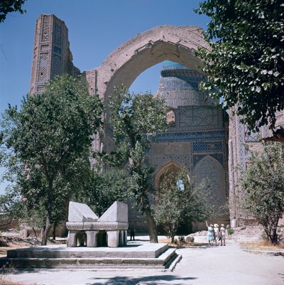 आंगन का दृश्य, 1399-1404 द्वारा इस्लामी स्कूल