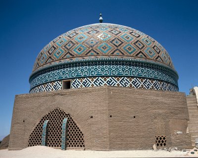यज़्दी की जमीह (जाम) मस्जिद के गुंबद का दृश्य द्वारा इस्लामी स्कूल