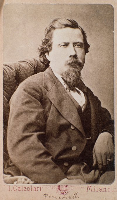 एमिलकेयर पोंचेली (1834-1885) इतालवी संगीतकार का चित्र द्वारा इतालवी फोटोग्राफर
