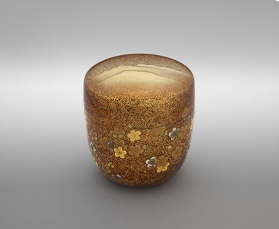 Natsume, c.1850 (सोने और चांदी के साथ लाह के बर्तन) द्वारा जापानी स्कूल