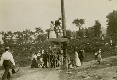 बील्स सेल्फ-पोर्ट्रेट, c.1905-40 (जिलेटिन सिल्वर फोटो) द्वारा जेसी टार्बो बील्स