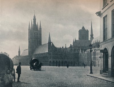 टाउन हॉल और क्लॉथ हॉल, Ypres, बेल्जियम, c1900 1914-1915 द्वारा जॉन बेंजामिन स्टोन
